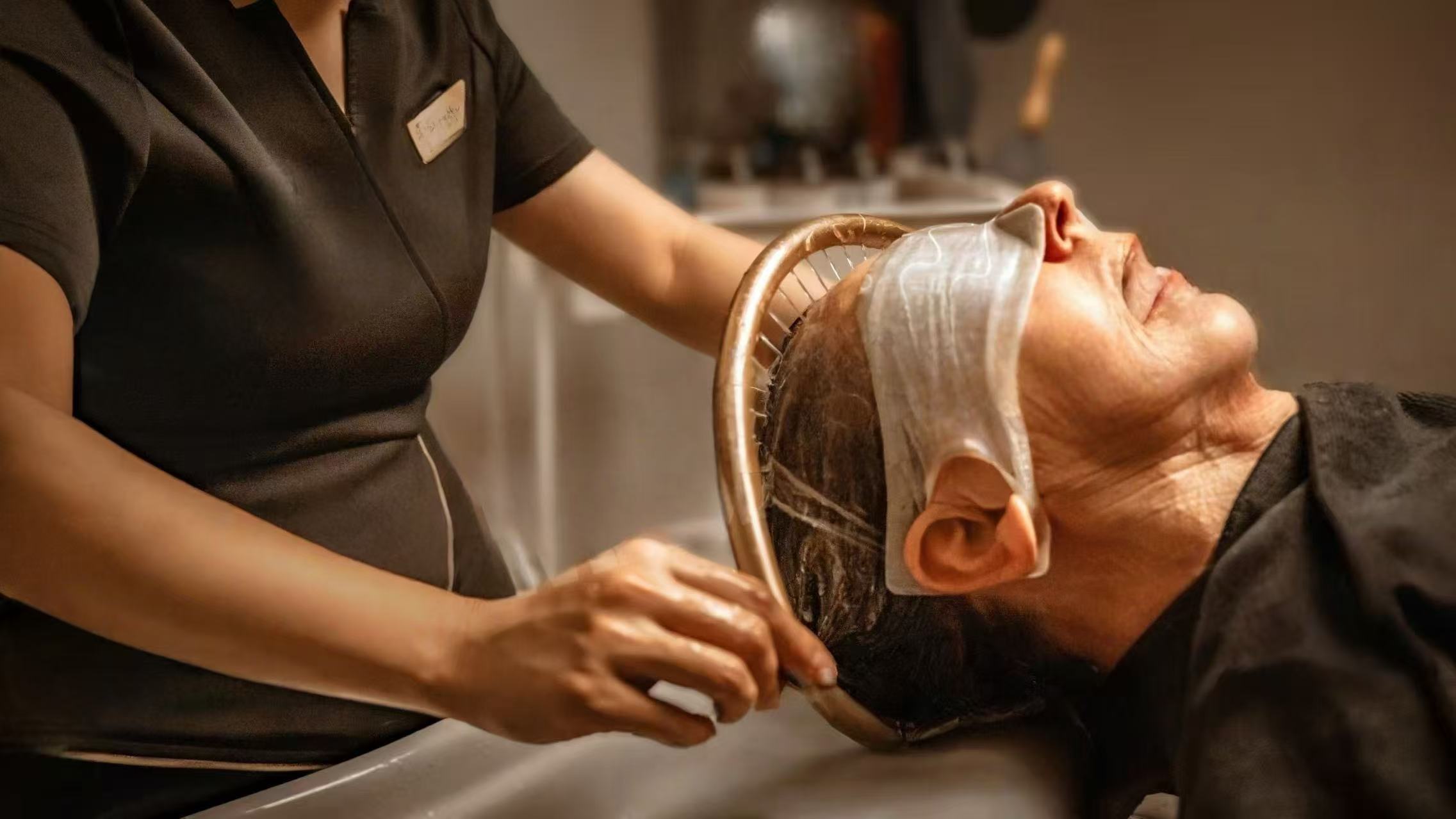 HEAD SPA Scalp Hydrotherapy